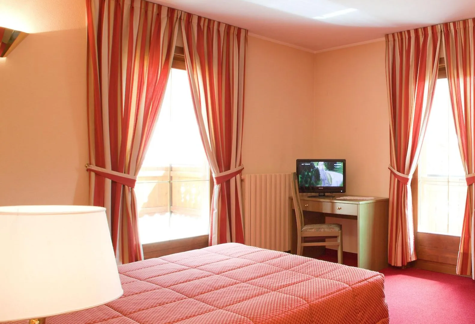 Hotel Krone Livigno 3*,