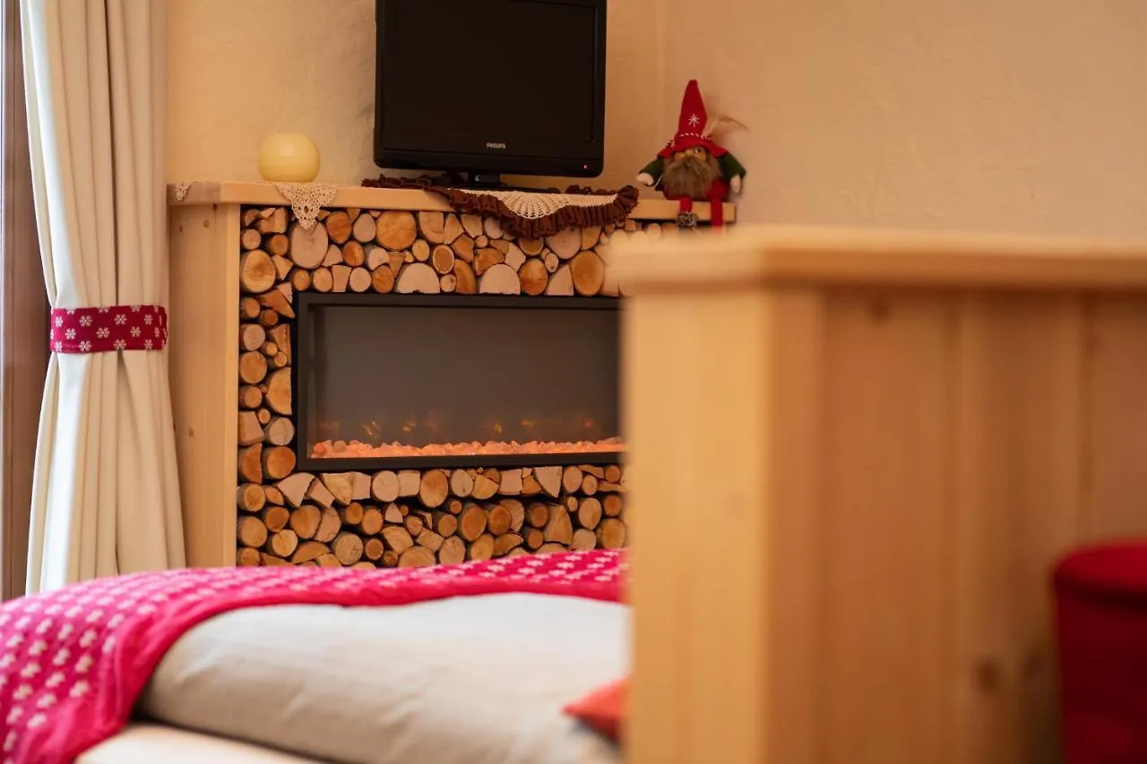 Hotel Krone Livigno 3*,
