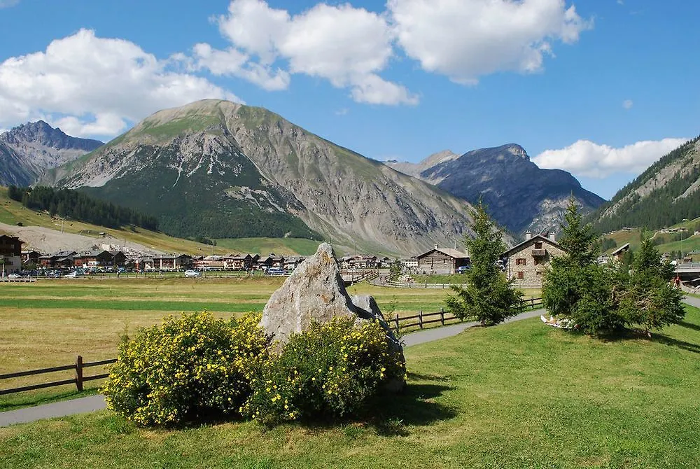 Hotel Krone Livigno 3*,